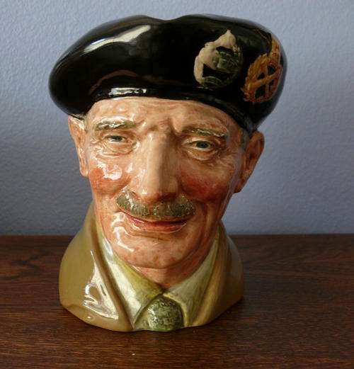 ROYAL DOULTON LARGE TOBY JUG "MONTY" D 6202