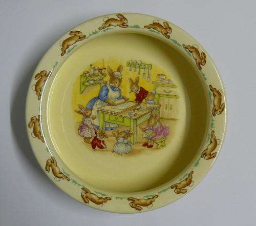 ROYAL DOULTON - BUNNYKINS - BABY BOWL