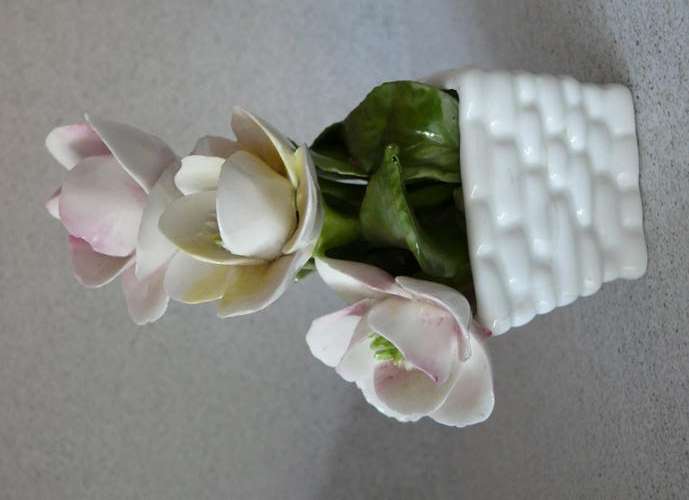 CROWN STAFFORDSHIRE FLORAL ORNAMENT