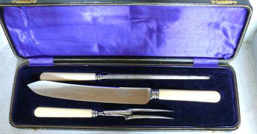 EXQUISIT BOXED CARVING SET - Made in Sheffield/England by Robert F Mosley
