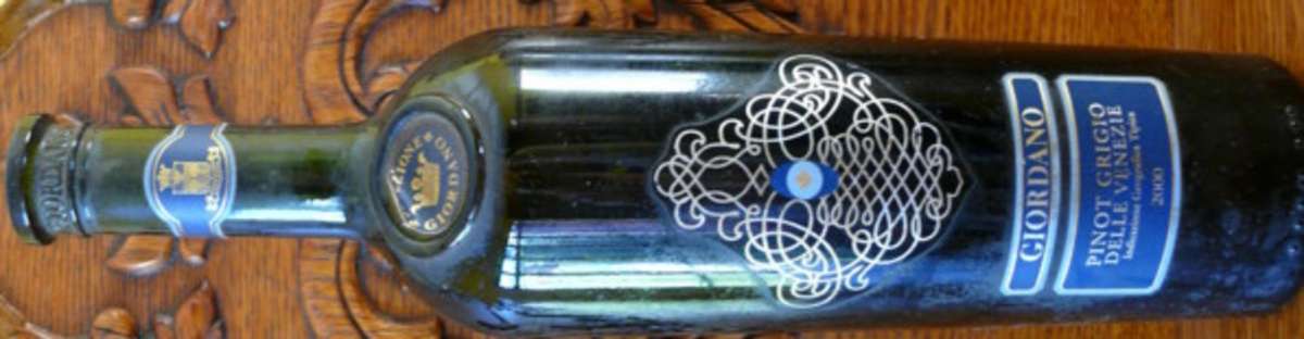 For the Connoisseur: Pino Grigio 2000 - Vino di Italia - Not to find in SA! (2)