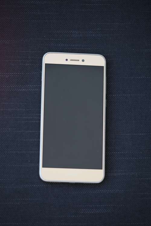 Prestine Huawei p8 lite 2017