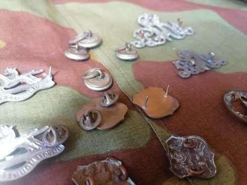 Mixed lot of badges, Some WW2