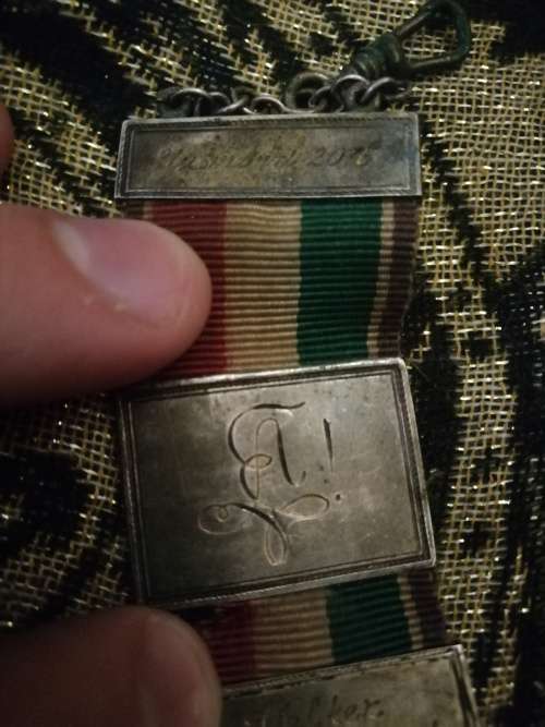 Mixed lot of badges, Some WW2