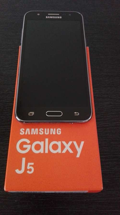 Samsung Galaxy J5 - Dual Sim - FREE SHIPPING