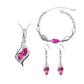 White gold plated Austrian Rose Crystal necklace/earrings/bracelet Jewelry Sets