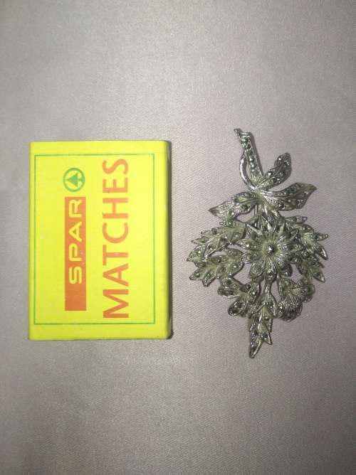 Vintage Costume Brooch