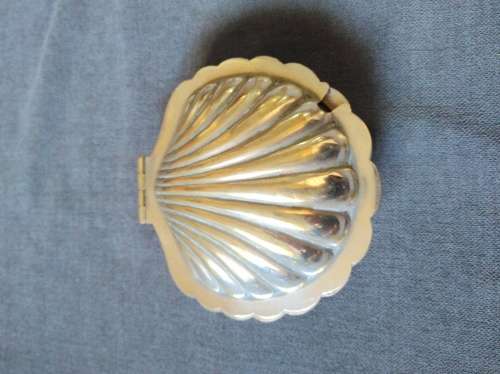 Silver Plated Clam Shell (Faded a bit)
