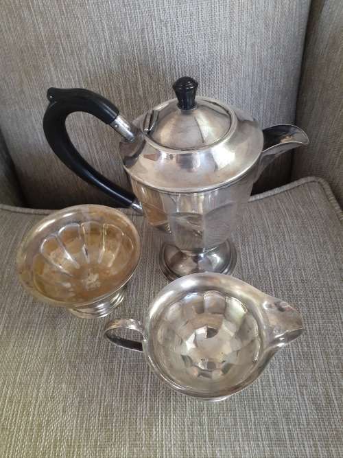Beautiful Ristic EPNS Coffee/Tea set