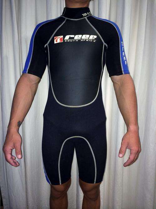 Reef Wetsuit size "M"