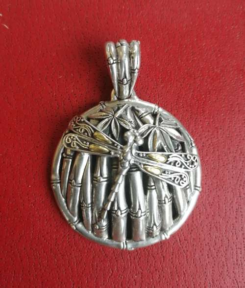 Sterling silver Sweet Dragonfly pendant embellished with 18 ct gold