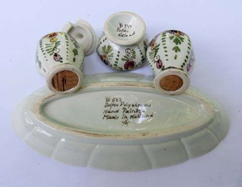 ATTRACTIVE VINTAGE SCARCE POLY CHROME COLOUR WAY DELFT CRUET SET ON TRAY