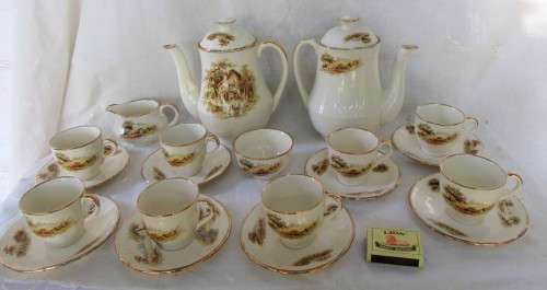 24 PIECE ALFRED MEAKIN COFFEE/TEA SET INCL 2 LARGE POTS~DAMAGE FREE WOW!!