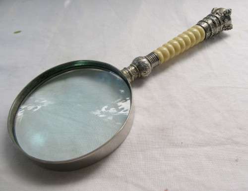 MAGNIFYING GLASS WITH CROWN FINIAL IVORINE HANDLE~STRONG MAGNIFICATION