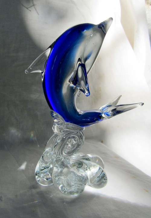 IMPRESSIVE LARGE MURANO STYLE COBALT BLUE AND CLEAR ARCHED DOLPHIN FIGURE VGC