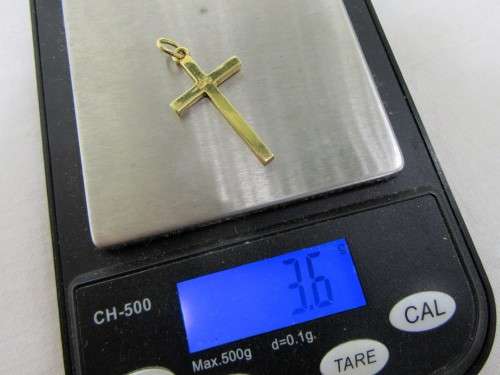 STUNNING SOLID 9 CARAT GOLD 48 CM LONG NECK CHAIN WITH SOLID 18 CT GOLD CROSS HEAVY VALUE R6500