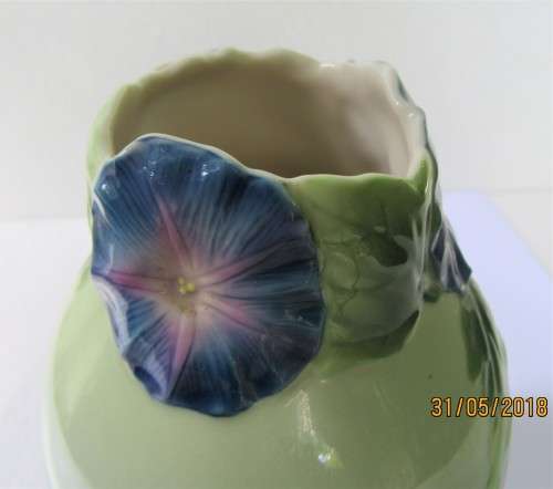 ATTRACTIVE MORNING GLORY PORCELAIN VASE BY FRANZ EXCELLENT CONDITION