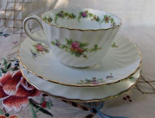 1948 FLORAL VINTAGE TRIO # 3 BY MINTON CHINA ENGLAND NO DAMAGES VGC