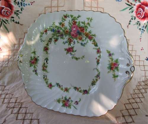 STANDARD SIZE 25 X 21 CM MINTON CHINA CAKE OR BISCUIT PLATE LORRAINE PATTERN