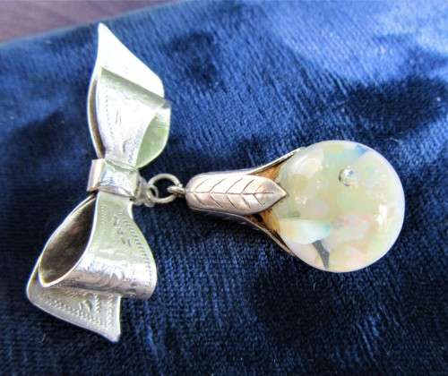 RARE VINTAGE STERLING SILVER BOW BROOCH AND GLASS SPHERE WITH REAL OPAL FLAKES