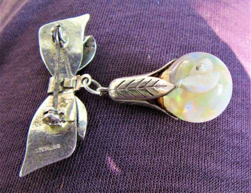 RARE VINTAGE STERLING SILVER BOW BROOCH AND GLASS SPHERE WITH REAL OPAL FLAKES