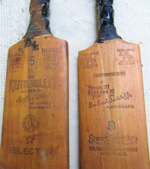 VERY OLD CRICKET SET 2 BATS, SET OF WICKETS, OLD BALLS AND ORIGINAL BAG USED BUT INTACT