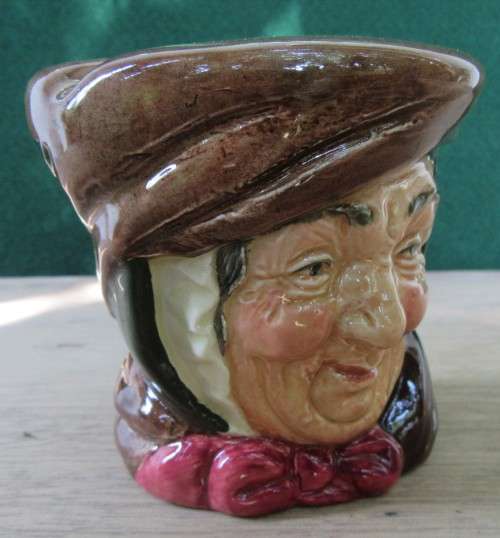 SELDOME SEEN ROYAL DOULTON VINTAGE ROYAL DOULTON SAIREY GAMP ASH POT NO DAMAGES