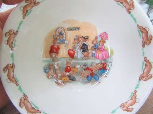 VINTAGE ROYAL DOULTON BUNNYKINS CEREAL BOWL AND A WEDGWOOD PETER RABBIT MUG BOTH VGC