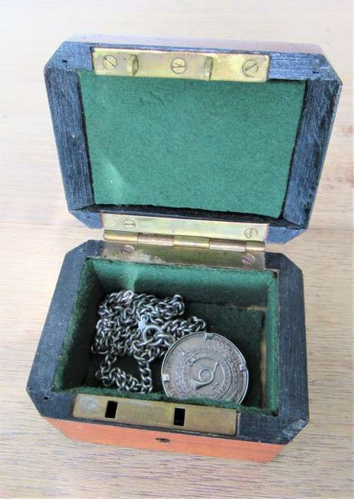RARE h/m STERLING SILVER TRANSVAAL LIGHT INFANTRY BADGE & CHAIN + RARE MAHOGNANY TEA CADDY