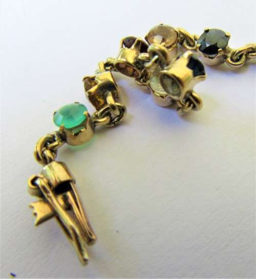 PRETTY VINTAGE 14 K GOLD BRACELET WITH 14 SEMI-PRECIOUS STONES ALL INTACT WOW!!!