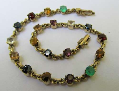 PRETTY VINTAGE 14 K GOLD BRACELET WITH 14 SEMI-PRECIOUS STONES ALL INTACT WOW!!!