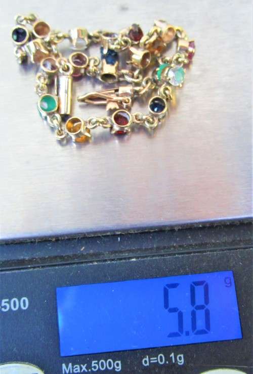 PRETTY VINTAGE 14 K GOLD BRACELET WITH 14 SEMI-PRECIOUS STONES ALL INTACT WOW!!!
