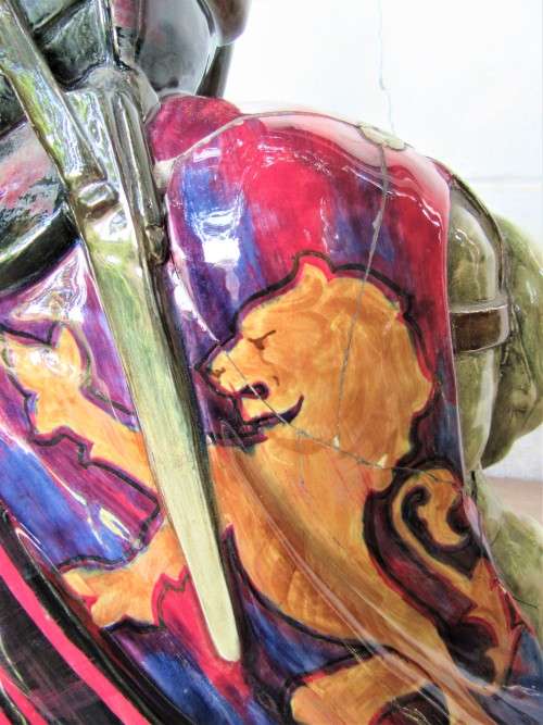 FREE COURIER DELIVERY~HUGE RARE ROYAL DOULTON FIGURINE OF ST GEORGE ON HORSE BACK HN 2067~READ