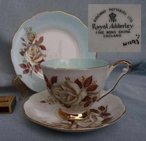 QUALITY ROYAL ADDERLEY FINE BONE CHINA TRIO~OFF PINK ROSES~FULL PATTERN~TRIO C