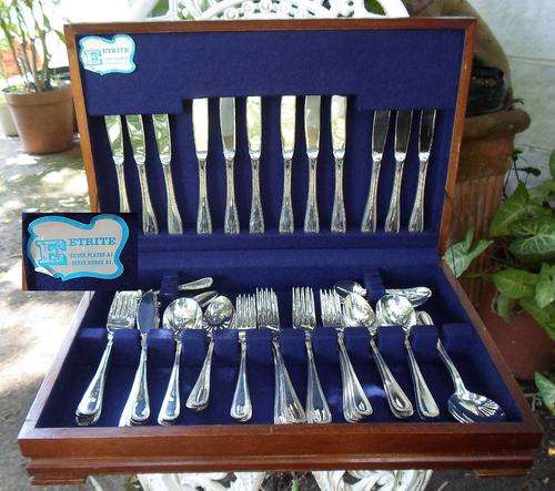 LATE ENTRY~ALMOST AS NEW~BOXED 56 PCE EETRITE A1 CUTLERY SET~AVON BEAD PATTERN