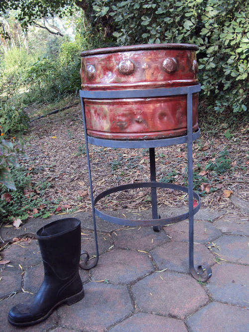 HUGE VINTAGE SOLID COPPER PLANTER~FITS INTO CUSTOM CAST METAL STAND~WOW~R1 START~FREE POST!!!!!