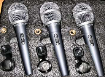 Set of 3 Wharfedale vocal microphones