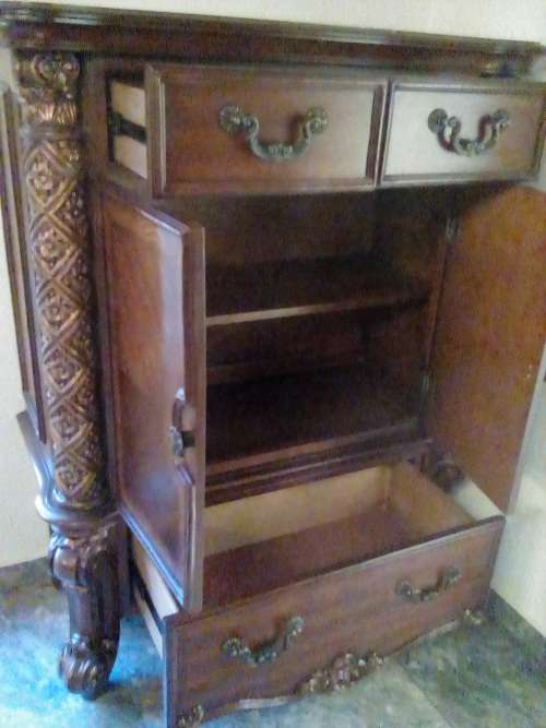 Crazy 0.00 start!All must GO! INDIAN HAND CARVED CABINET MANGO WOOD ANTIQUE VINTAGE ALMOST BRAND NE