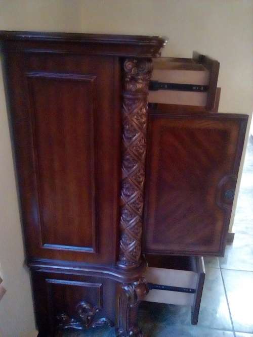 Crazy 0.00 start!All must GO! INDIAN HAND CARVED CABINET MANGO WOOD ANTIQUE VINTAGE ALMOST BRAND NE