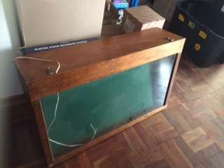 Lovely Coin display Cabinets with lightfittings and glass swing door lockable 1000x600x230mm lot 4