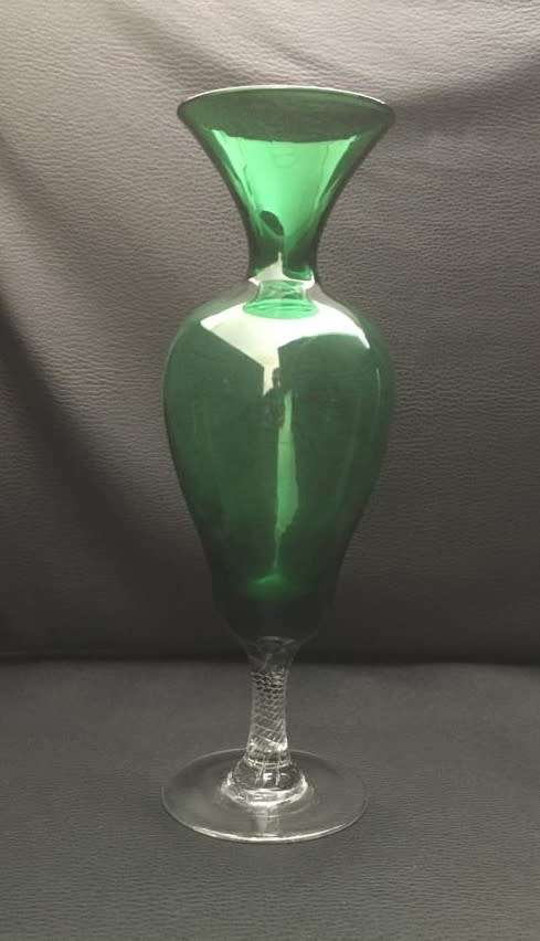 BEAUTIFUL GREEN VASE WITH CLEAR STEM
