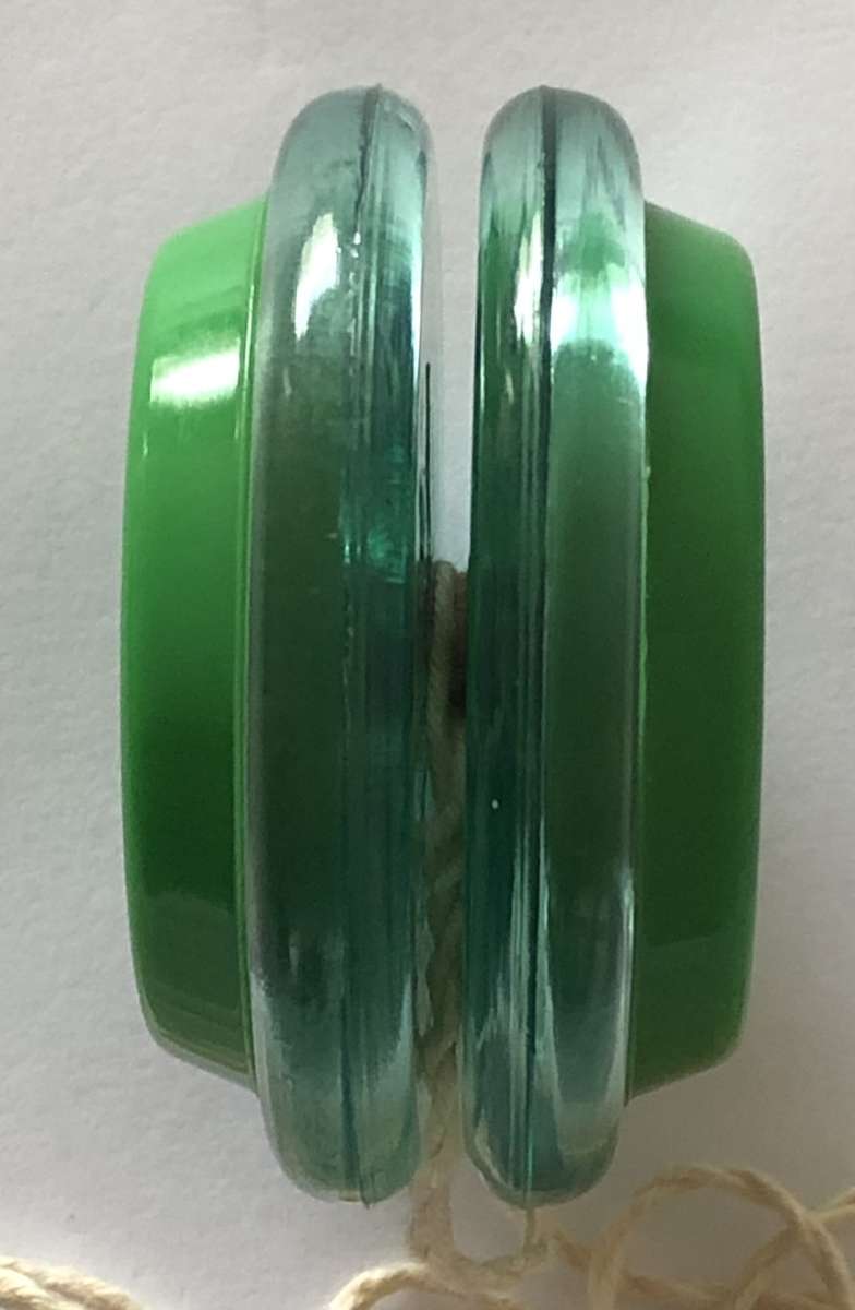 RARE ORIGINAL VINTAGE GENUINE RUSSELL SPRITE SUPER YO-YO WITH STRING