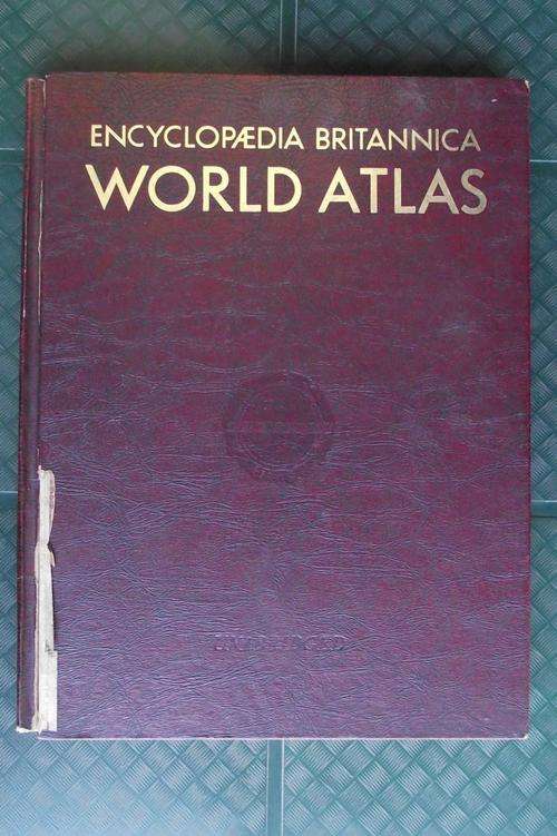WORLD ATLAS: ENCYCLOPEDIA BRITANNICA (1964 Edition)