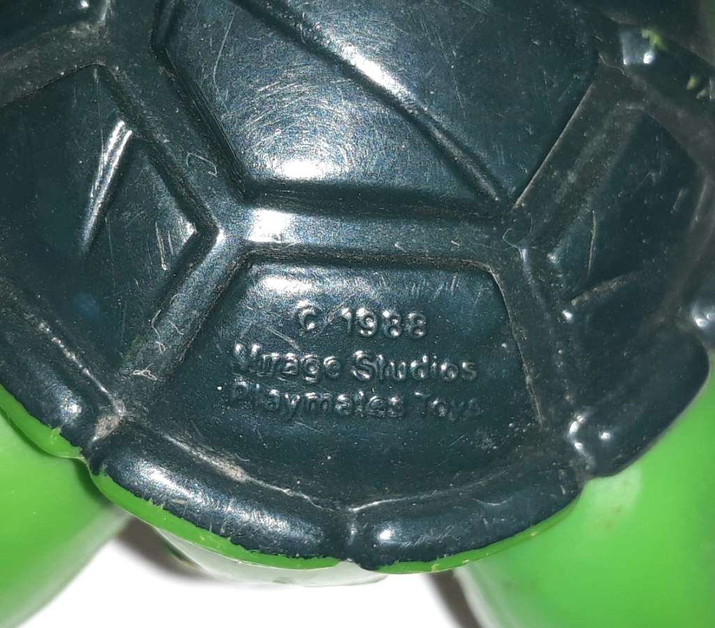 Vintage Teenage Mutant Ninja Turtles Action Figures - Donatello and Raphael