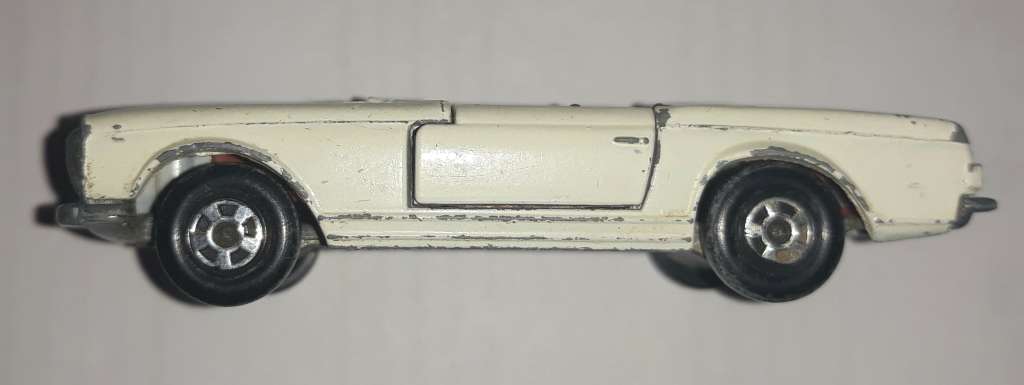 Vintage Lesney Matchbox No 27 Mercedes 230 SL