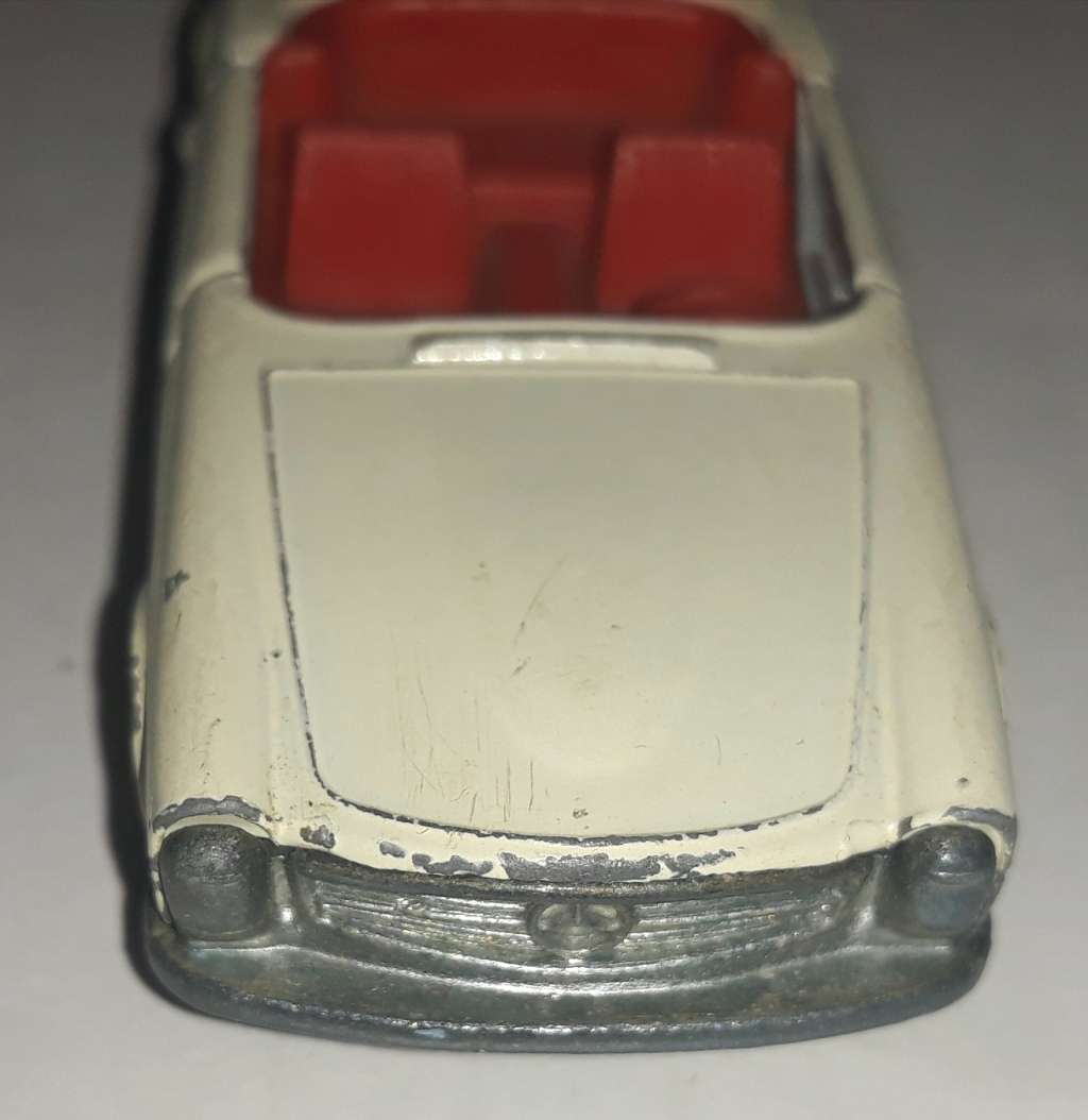 Vintage Lesney Matchbox No 27 Mercedes 230 SL