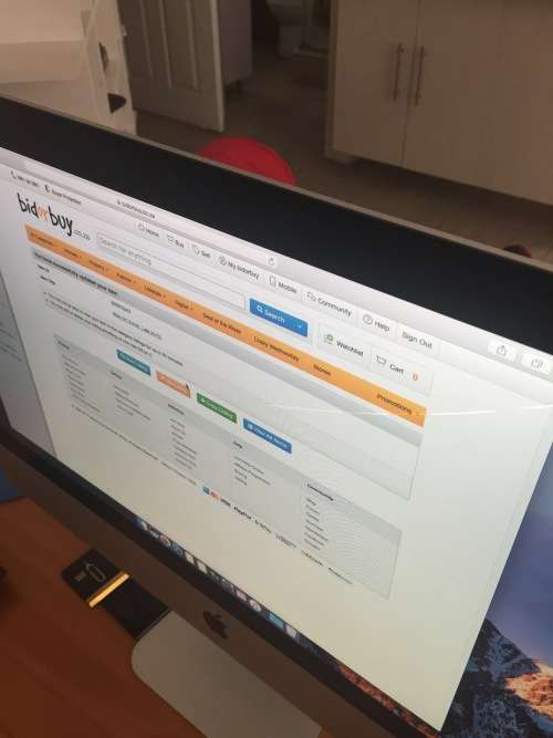 iMac (21.5-inch, Late 2015)