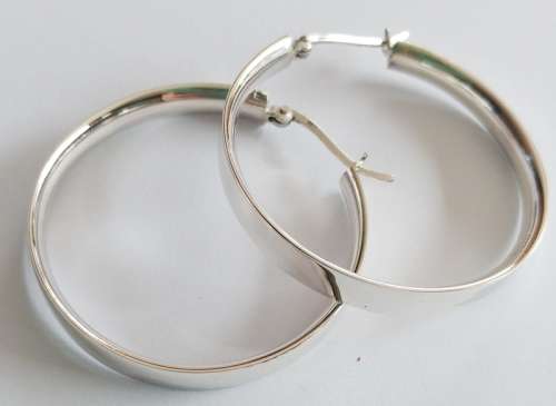 Elegant 925 Sterling Silver Hoop Earrings