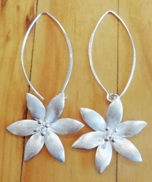 New 925 sterling silver flower hanging earrings