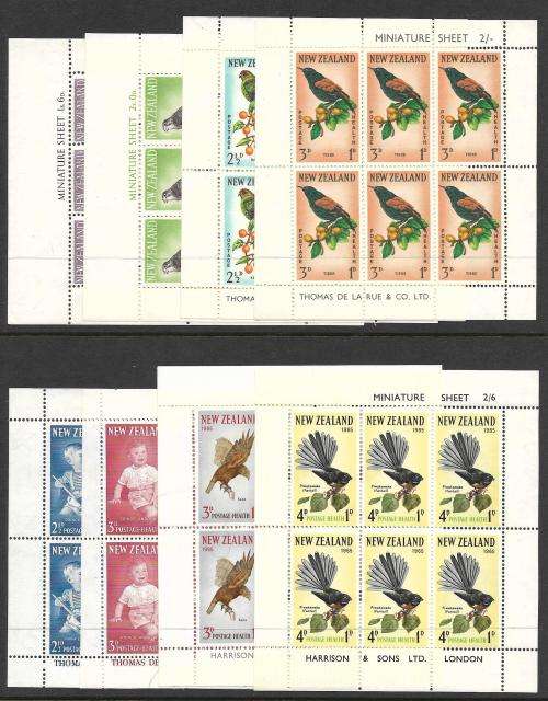 New Zealand - miniature sheets (46) with catalogue value £ 200+/R 4 000